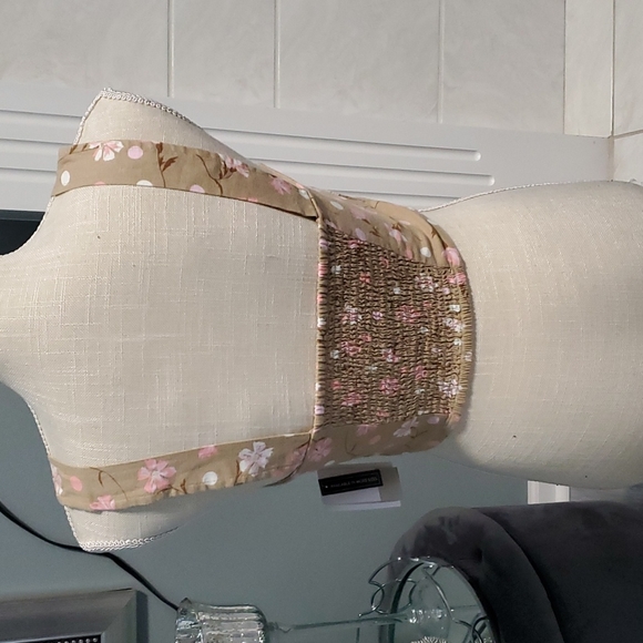 PRETTY BP BLOUSE - Picture 3 of 4